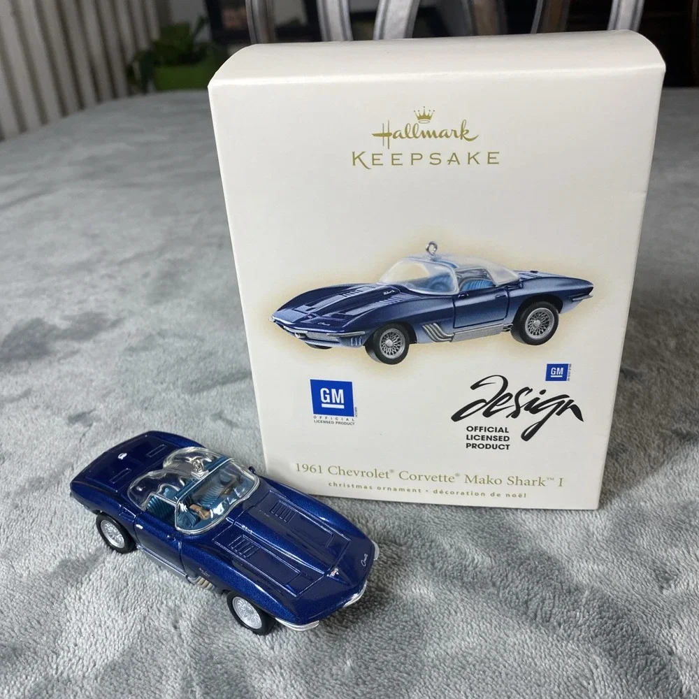 1961 Chevrolet Corvette Mako Shark I - 2007 Hallmark Ornament - Concept Car